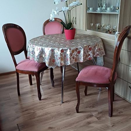Ziemielu Mols Apartaments/Pirma Linija Pie Juras Liepāja Exteriér fotografie